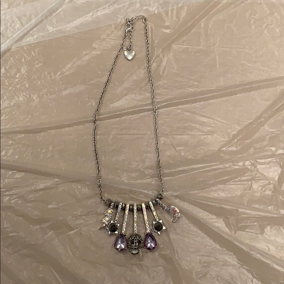 Betsey Johnson necklace - Picture 1 of 3